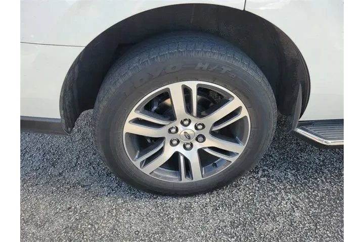 $35991 : Ford Expedition 2022 4x2 XLT image 8