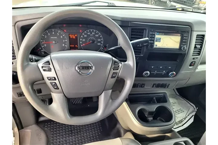 $19997 : Nissan NV 2017 3500 HD S 3dr image 9