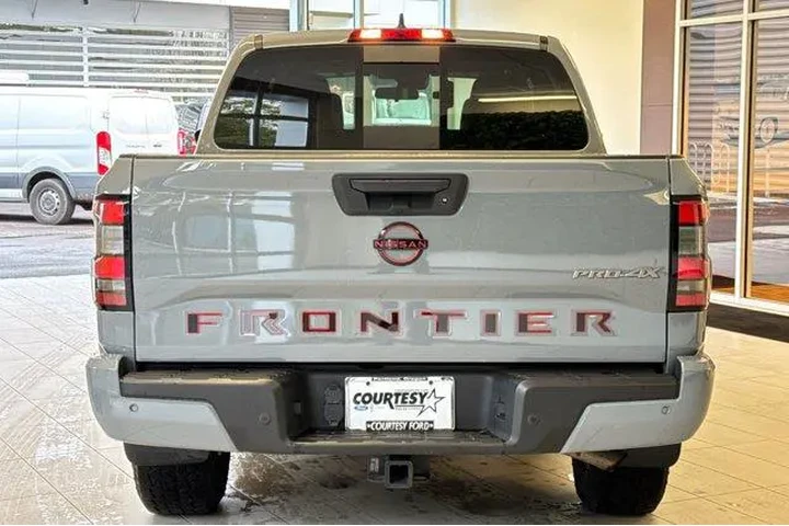 $36282 : Nissan Frontier 2023 4x4 S 4 image 5