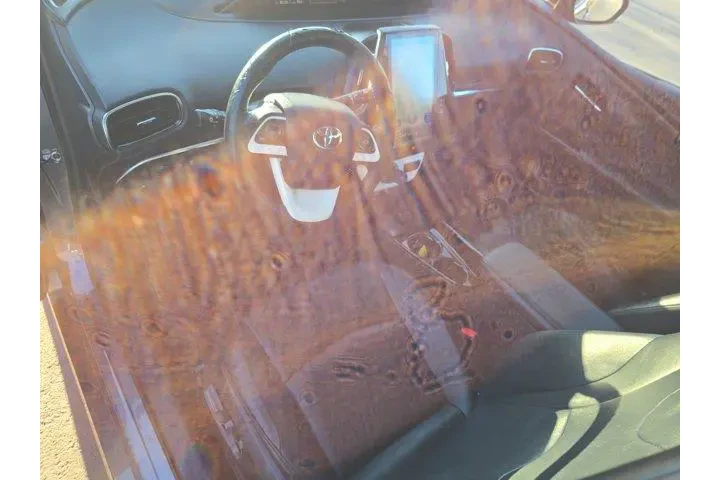 $17995 : Toyota Prius Prime 2017 Adva image 7