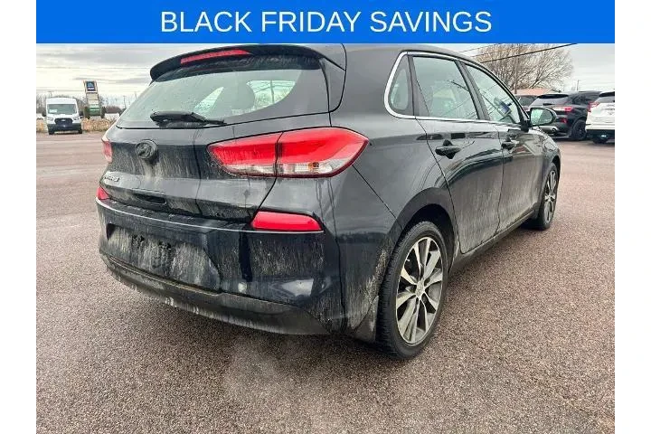 $8387 : Hyundai ELANTRA GT 2018 4dr image 6