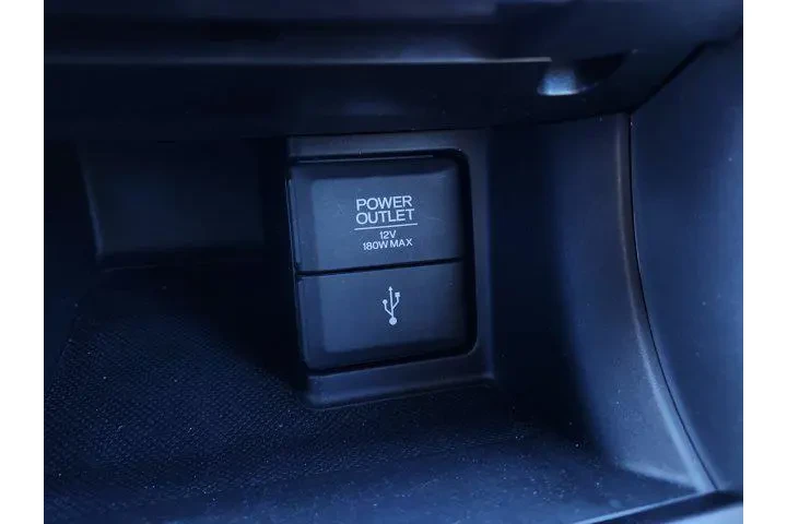 $8900 : Honda Accord 2013 LX 4dr Sed image 8