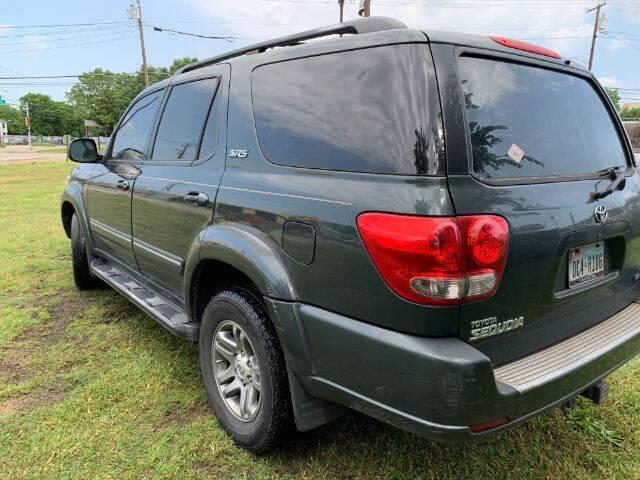 $9995 : 2006 Sequoia SR5 image 5