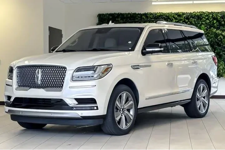 $25469 : Lincoln Navigator 2018 4x4 R image 8