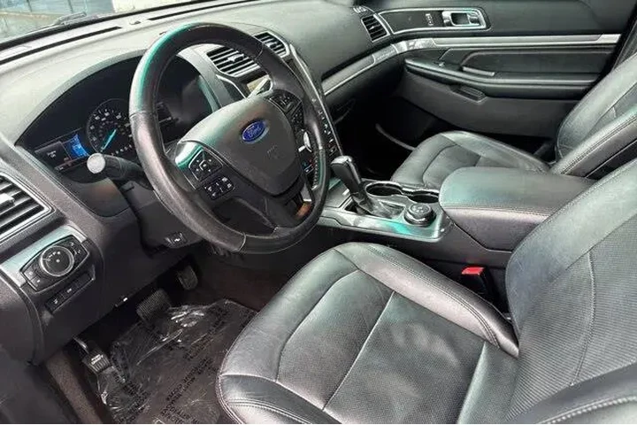 $15896 : Ford Explorer 2016 AWD Sport image 10