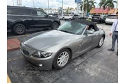 BMW Z4 2004 2.5i 2dr Roadste en Hialeah