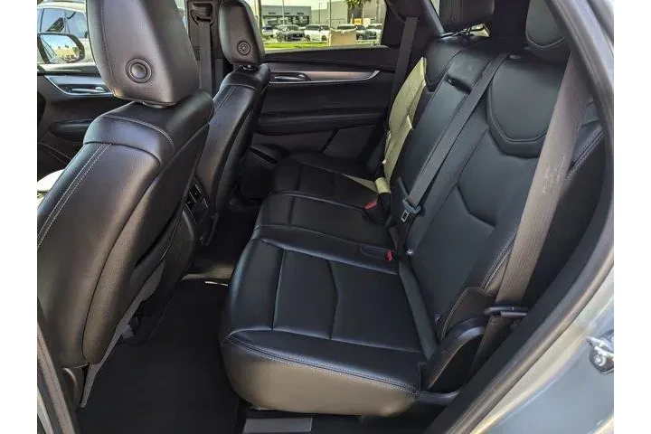 $29995 : Cadillac XT5 2023 Luxury 4dr image 8