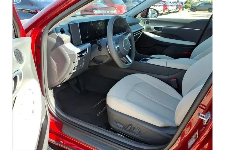 $27990 : Hyundai SONATA 2024 SEL 4dr image 6