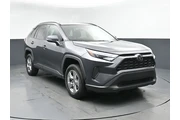 $23995 : Toyota RAV4 2023 AWD XLE 4dr thumbnail