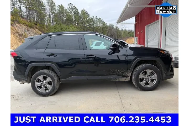 $27280 : Toyota RAV4 2024 XLE 4dr SUV image 1