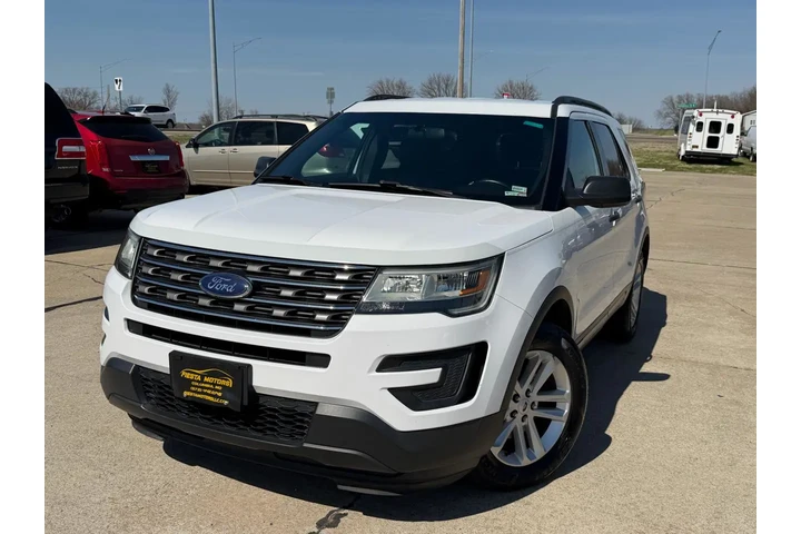 $8999 : 2016 Explorer Base FWD image 9