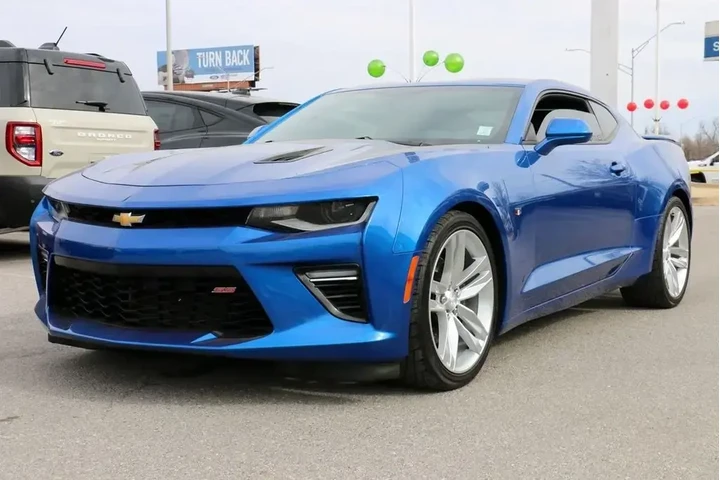$33000 : Chevrolet Camaro 2017 SS 2dr image 1
