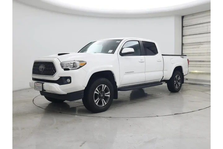 $26998 : Toyota Tacoma 2018 4x2 TRD S image 4