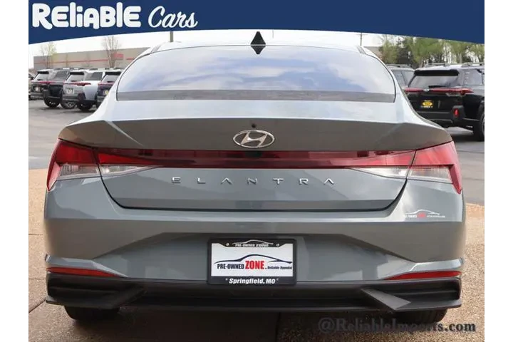$19998 : Hyundai ELANTRA 2022 SEL 4dr image 5