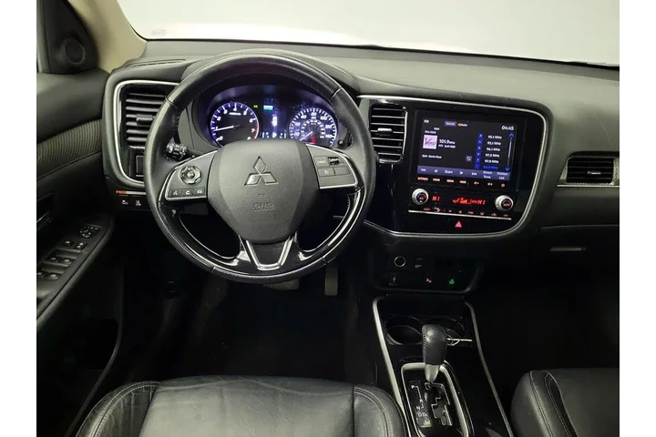 $15998 : Mitsubishi Outlander 2020 AW image 10