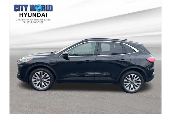 $23475 : Ford Escape 2022 AWD Titaniu image 2