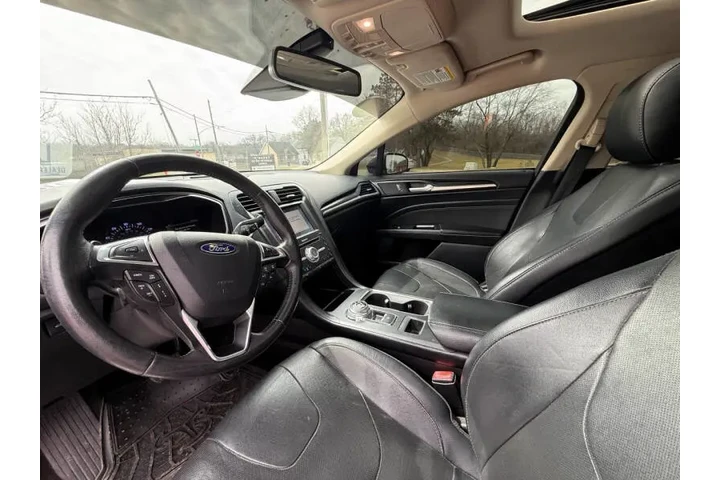 $7999 : 2019 Fusion Titanium image 10