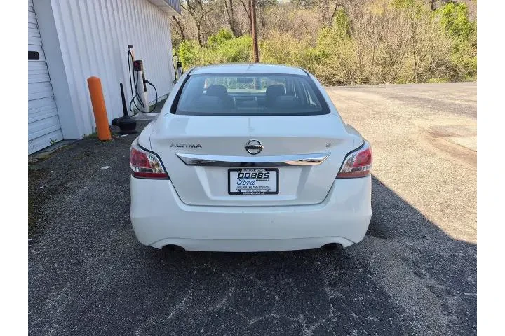 $2295 : Nissan Altima 2015 2.5 S 4dr image 6