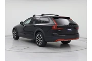 $37998 : Volvo V90 Cross Country 2022 thumbnail