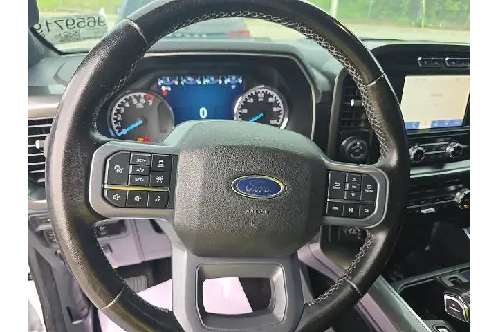 $31898 : Ford F-150 2023 4x4 Platinum image 10