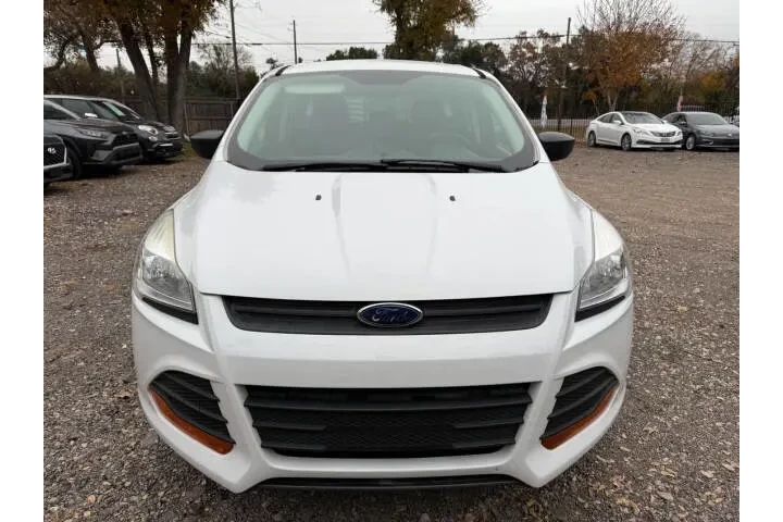 $8995 : 2016 Escape image 2