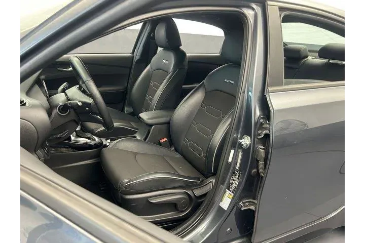 $16998 : Kia Forte 2023 GT-Line 4dr S image 10