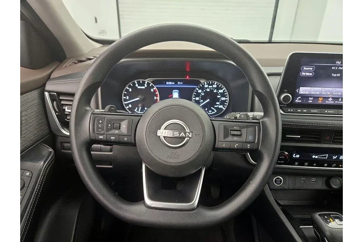 $22998 : Nissan Rogue 2023 SV 4dr Cro image 10