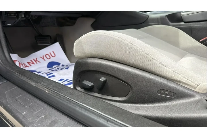 $12957 : Chevrolet Camaro 2017 LT 2dr image 10