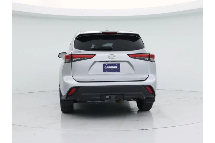 $26998 : Toyota Highlander 2021 XLE 4 image 6