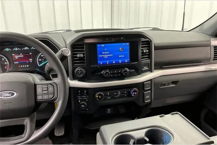 $26490 : Ford F-150 2022 4x4 XLT 4dr image 6