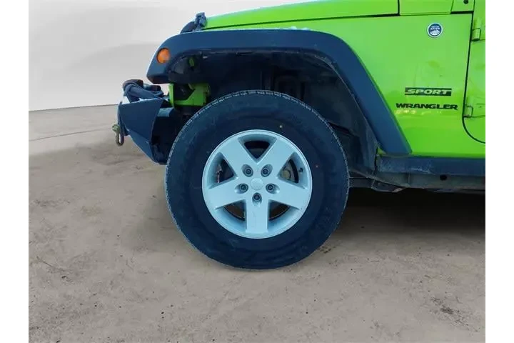 $13961 : Jeep Wrangler 2012 4x4 Sport image 10