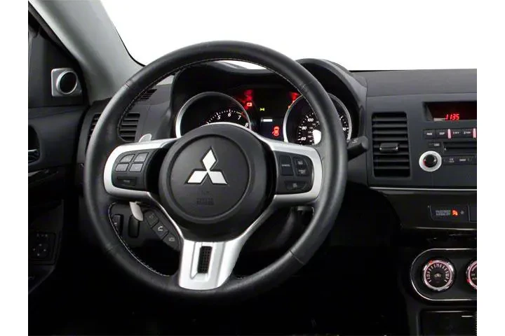 $32985 : Mitsubishi Lancer Evolution image 6