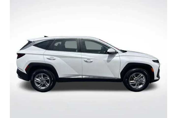 $26905 : Hyundai TUCSON 2025 AWD SE 4 image 6