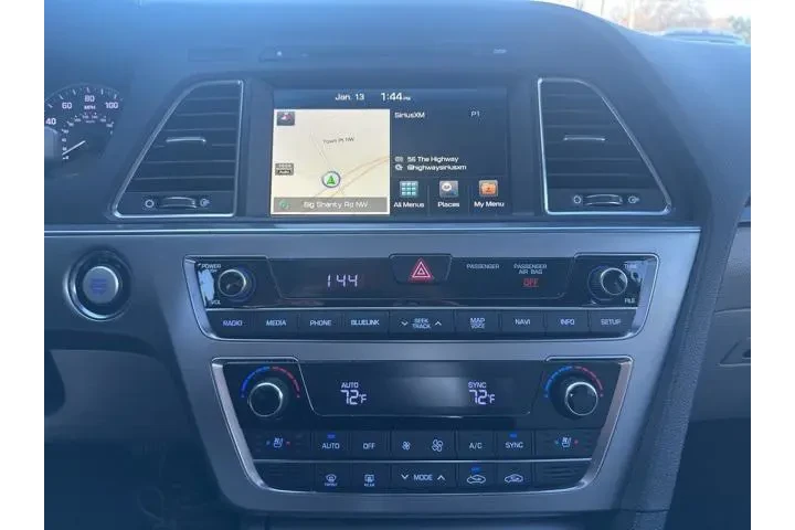 $10352 : Hyundai SONATA 2017 Limited image 9