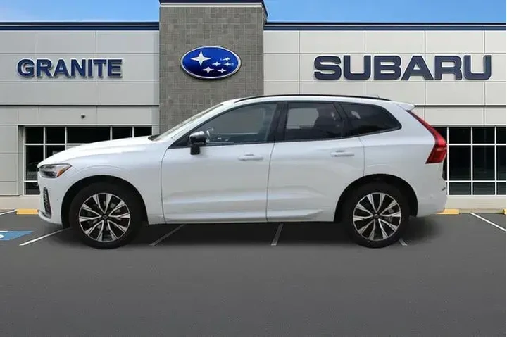 $32490 : Volvo XC60 2023 AWD B5 Plus image 5