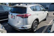 $24990 : 2017 RAV4 Hybrid XLE thumbnail