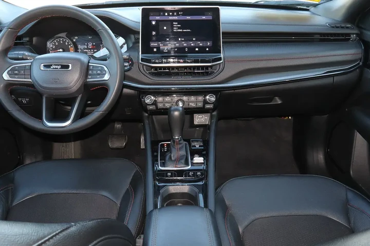 $24988 : 2024 Compass Trailhawk 4x4 image 10