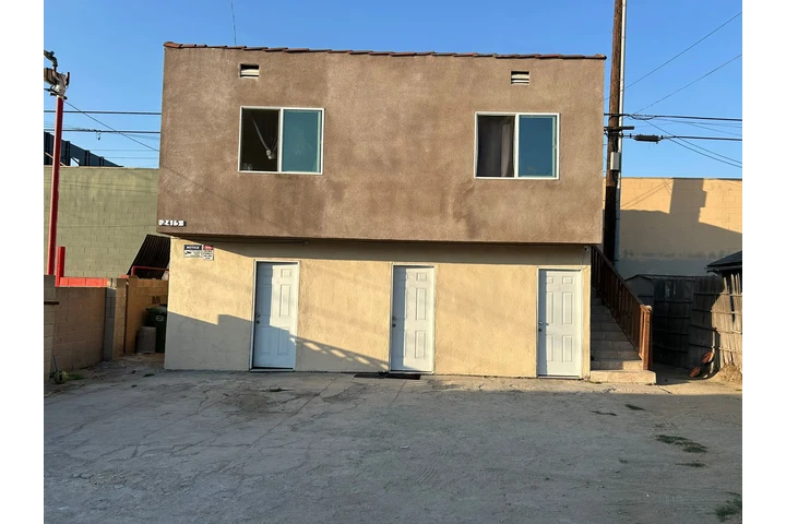 $950 : Se renta cuarto image 4