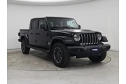 Jeep Gladiator 2021 4x4 Over en Raleigh