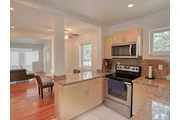 $1645 : North Miami 3 Bed & 2 Bath thumbnail