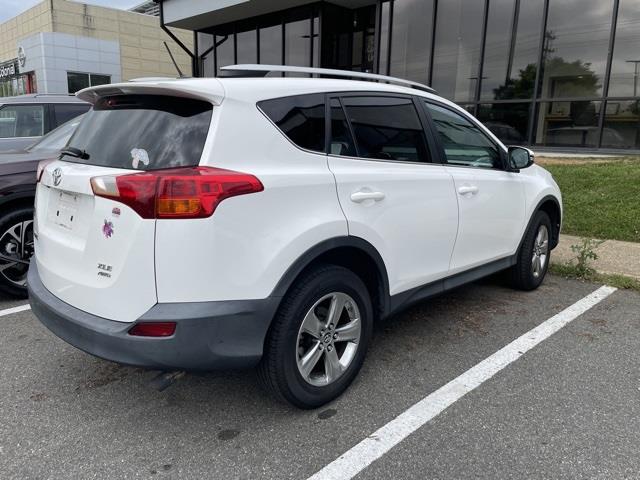 $15675 : PRE-OWNED 2015 TOYOTA RAV4 XLE image 2