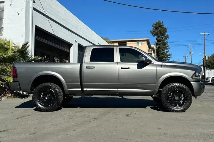 Ram 2500 2013 4x4 Laramie 4d image 3