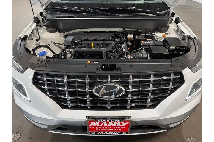 $17940 : Hyundai VENUE 2022 Limited 4 image 9