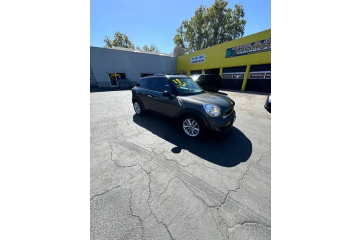 $11195 : 2013 MINI Paceman Cooper S image 9