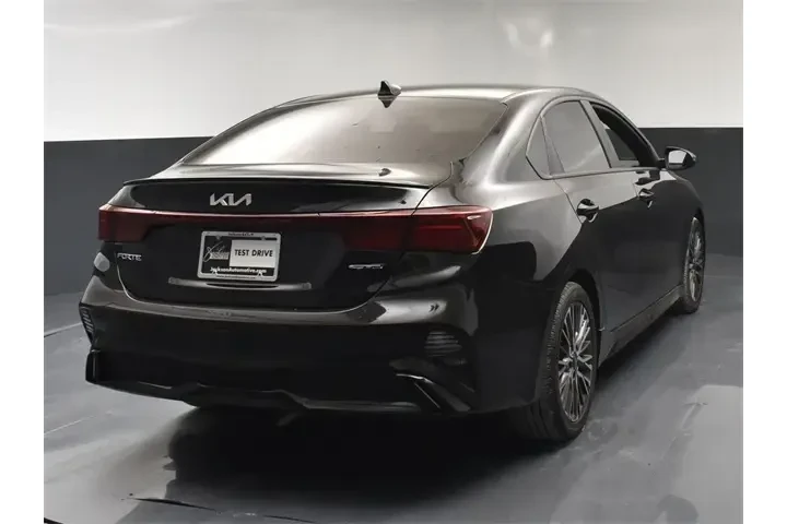 $18350 : Kia Forte 2023 GT-Line 4dr S image 6