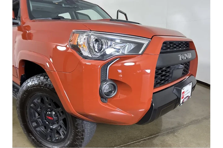 $60000 : Gold Certified2024 4Runner TR image 7