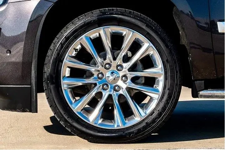 $30994 : Cadillac Escalade 2018 Luxur image 4