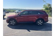 $21490 : Kia Sorento 2022 S 4dr SUV thumbnail