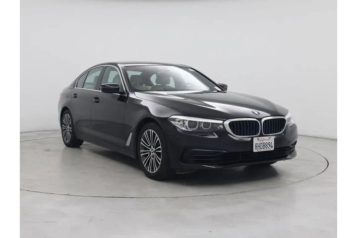 $18998 : BMW 5 Series 2019 530e iPerf image 1