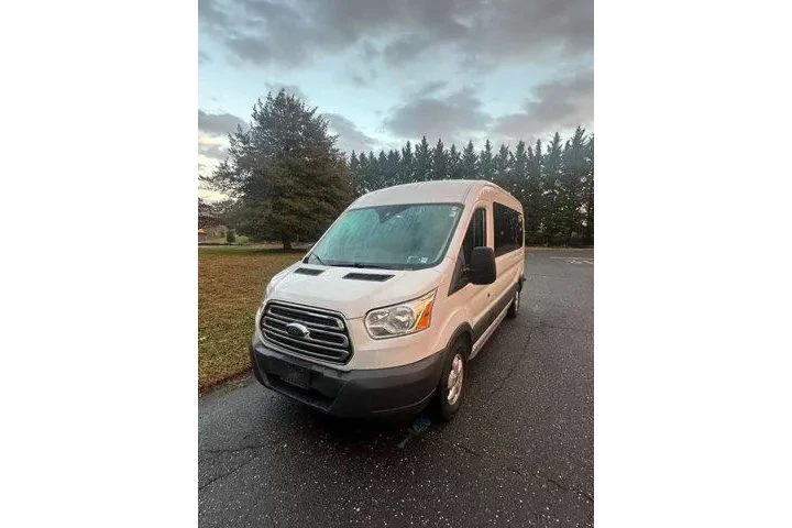 $19995 : Ford Transit 2018 350 XL 3dr image 3
